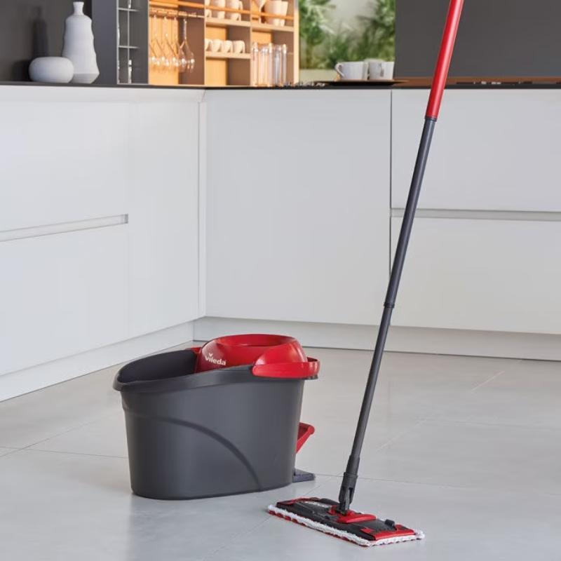 Vileda UltraMax Turbo Flatmopp – Effektiv Urvridning & Skinande Golv